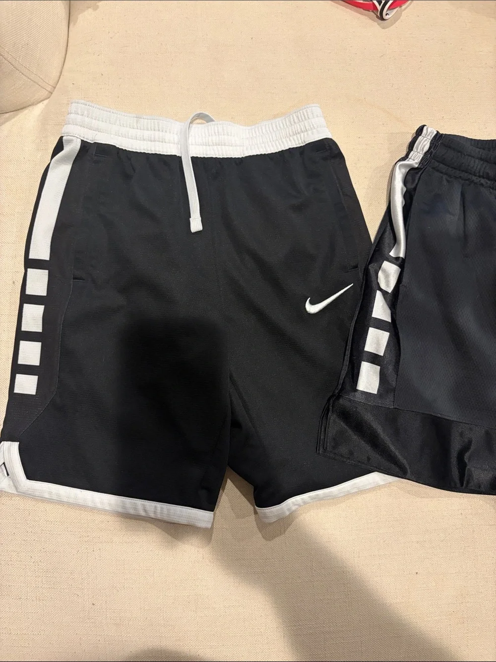 set of 2 nike elite dri fit basketball shorts black white silver boys sz large
